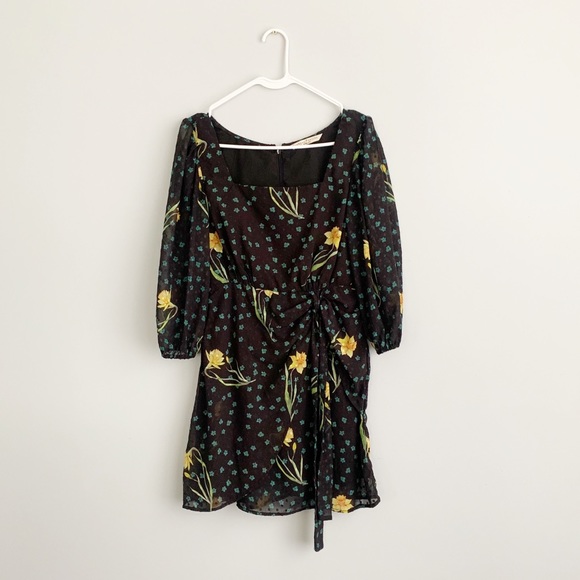 Wayward Fancies Eshakti Floral Square Neck Dress - Picture 2 of 16